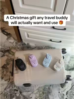 The perfect stocking stuffer for anyone who’s always on the move🎁#travel #traveltiktok #giftidea #tiktokshopblackfriday #openyoursuperstory 