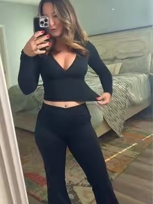 This lounge set is super sexy and each piece is great on its own as well! #twopieceset #sexyloungewear #loungwear #tiktokshopblackfriday 