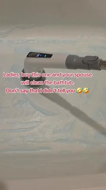 #housecleaner #cleaninghacks #husbandgiftideas #bathroomclean #bathtubclean 