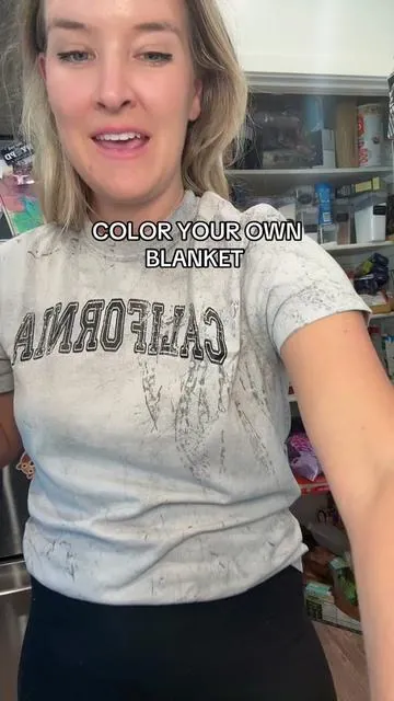 This color your own blanket is so cute and so fun. #christmasgiftideas #blanket #kidsblanket #tiktokshopcreatorpicks #christmasgiftsforkids 