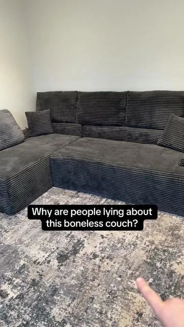 Everyone keeps hyping the wrong thing about this boneless couch 😅 The fact that it sits on the floor and has no removable cushions means no lost snacks, toys, or chaos hiding anywhere. If you’re a mom… this just makes sense. @Weture Official #bonelesscouch #sectional #modularsofa #tiktokshopfinds #tiktokshopholidayhaul 