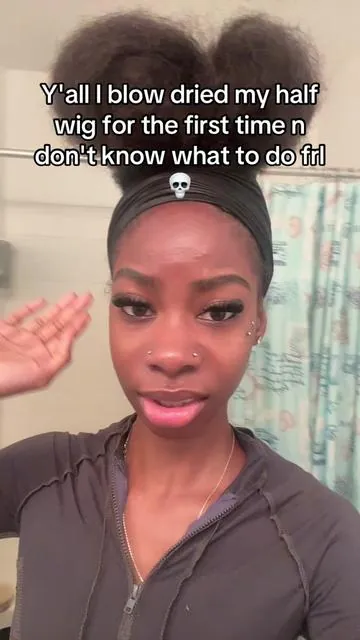I only have worn the wig in the curly state. I need some styles to try. I might do a perm rods set idk yet. I was too locked in n didn't record me doing the bun💀💀💀 @OQHAIR @oqhairshop #4chair #naturalhair #halfwig, #hairstyletutorial #fypシ゚viral 