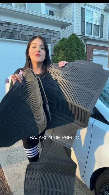#tapetesparacarro #floormats #floormatsforcar #alfombrasparacarro #accesoriosparacarro 
