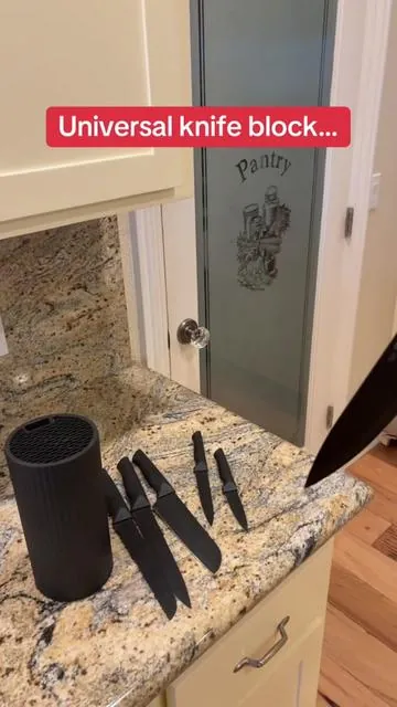#knifeblock #knifeset #knives #kitchenware #tiktokshopholidayhaul 