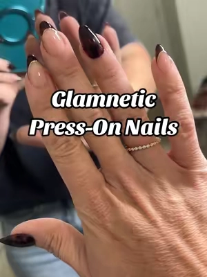 Can’t get over these press-ons from @Glamnetic #pressonnails #pressons #athomenails #glamnetic #glamneticnails 