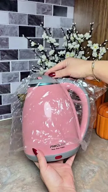 #electrickettle  #teteraelectrica  #pinkelectrickettle  #kitchen  #tiktokshopholidayhaul 