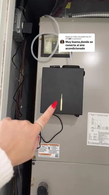 Replying to @Vida saludable By Ili |CFA🇨🇺 difusor de olor compatible con el aire acondicionado #oildiffusers#diffuser#tiktokshopcreatorpicks#tiktokshopholidayhaul#gifrguide  