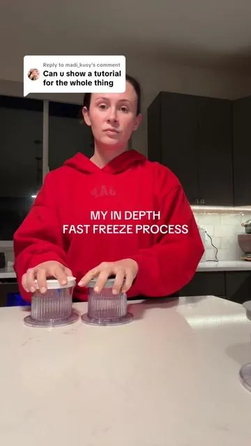 Replying to @madi_kusy this is among in-depth tutorial on how i make it!! i realized halfway through i was blending a container that wasn’t my normal recipe so it turned out slightly different but hopefully this gives you more insight! #proteinicecream #proteinsnack 