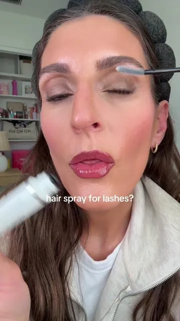 A clear mascara that actually holds the curl without weird residue or white cast AND under $10 @The Ordinary #theordinaryskincare #clearmascara #curledlashes #lashhack #creatoricons 