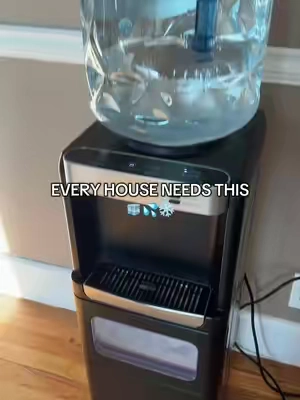 Probably the best invention ever #icemaker #icemachine #waterdispenser 