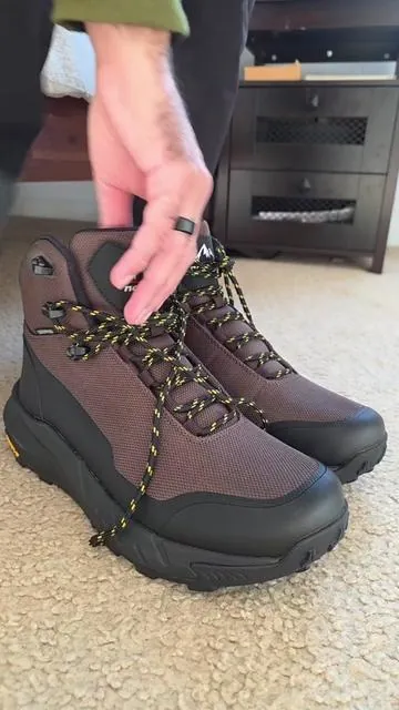 Finally found the perfect waterproof boots for long shifts and rainy delivery routes that actually stay comfortable all day. These Nortiv 8s are a total find for the daily grind, so hit the link below to snag a pair during the flash sale. #waterproofboots #boots #hightopboots #workboots #botadetrabajo 