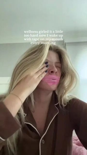 #stitch with @Kylie Darling ❤️Thanks I finally found a mouthtape that doesn’t make my lip dry and still lets me drink water throughout the nit❤️#mouthtape #fashion #fyp #tiktokshop 