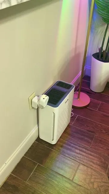 No sabia que necesitaba un purificador de aire enserio ahora siento que no viviria sin el por el hecho de que elimina el olor a comida o malos olores en la casa eso es lo que mas me encanto😍 #airpurifier #tolifeairpurifier #airepurificado #tiktokshopholidayhaul #tiktokshopcreatorpicks 