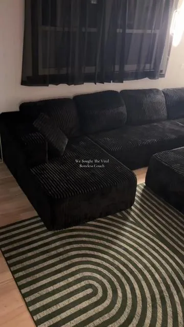 We are obsessed 🤩 10/10 !! #bonelesscouch #couch #couchtok #sofa #sofas 