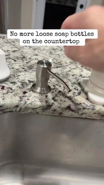 It’s the little things that make life easier #kitchenhacks #soapdispenser #simple 