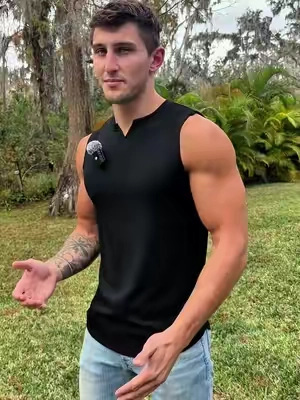 Pretty unique top! If you’re interested, I’m wearing a size medium and the link is in the bottom left corner of the video. #mensfashion 