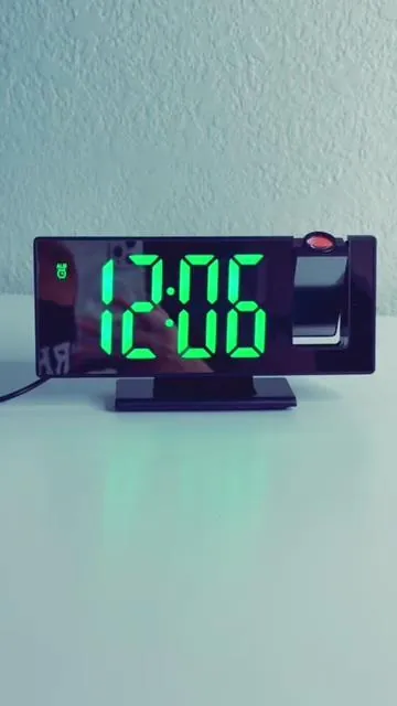 #ledmirrorclock #newyearpicks #newyearnewme #reloj 