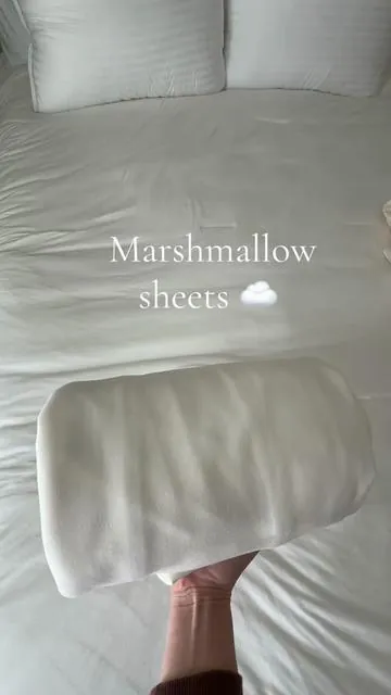 No wrinkling, no shifting, sooooo buttery soft. These are selling so fast, don’t wait on them! Soooo good! #mellow #bedsheets #sheets #bedding @Mellow Sleep 