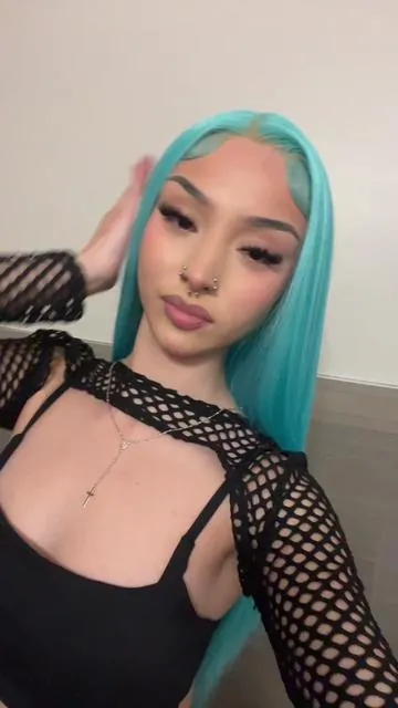 #mollysantana 