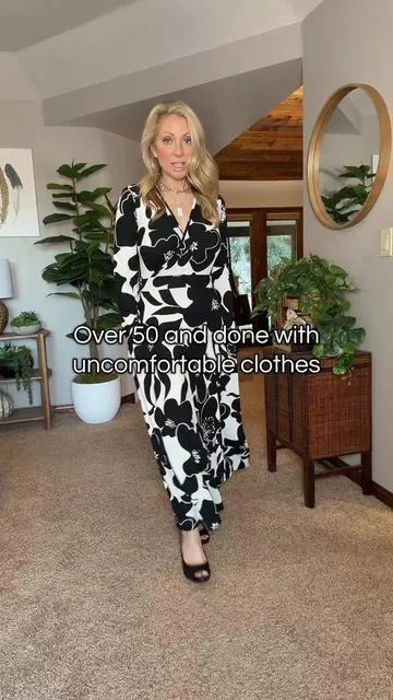 Over 50 and finally done choosing between comfort and style. ✨ This maxi dress is soft, flattering, and easy in all the right ways—throw it on and instantly feel put-together without feeling restricted. Proof that comfort can still look chic, at any  #styleandcomfort  #agelessstyle  #fashionover50  #over50style #creatorsearchinsights 