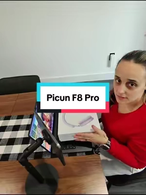 That fruit brand is going out of business  #valentinesdaygift #picunf8pro #airpodmaxes #headphones🎧 #headphonesrecommended 