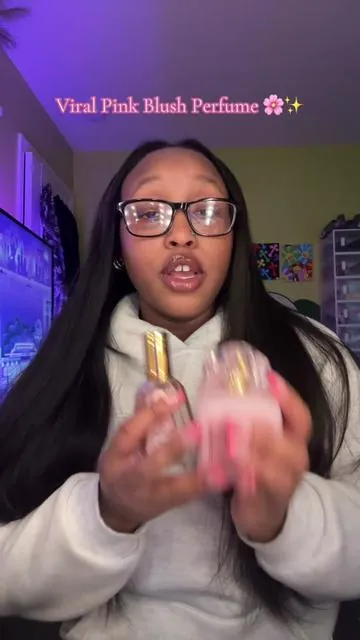I finally got my hands on the viral Pink  Blush Perfume😌, and it smells amazinggggg y’all ☺️💕, it’s definitely worth the hype. Now that they have the travel size , you have no reason not to get this viral Pink Blush Perfume!!