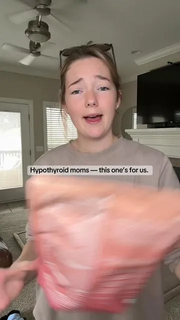 Living with hypothyroidism means low energy, slow metabolism, and mood swings are just part of the day sometimes. This is one small daily habit I’ve added to support my hormones and feel a little more like myself again. Nothing dramatic, just consistent support that actually fits into mom life — and tastes good. #thyroidproblems #hypothyroidism #momstruggles #beamglow #tiktokshopcreatorpicks 