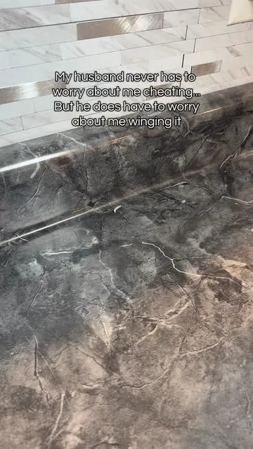 Things didn't go as planned.. and that sticky backing is no joke on how strong it is. #backsplash #peelandstick #homediy #kitchendiy #diy 