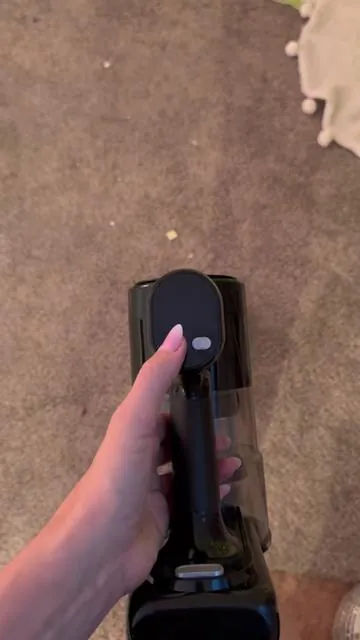I love this vacuum!  #cordlessvacuum #vaccumcleaner #vaccum #sweeper #vicease 