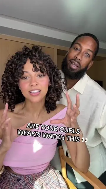 Hydrated curls are strong curls💧✨

Flo-etry feeds moisture back into your curls so they stay soft, defined, and protected from breakage 🤩

When your curls are hydrated, they bend — not break 🙌

@Kendall Dorsey #curlyhair #curlyhairtips #curlyhairproducts #curlyhaircheck 