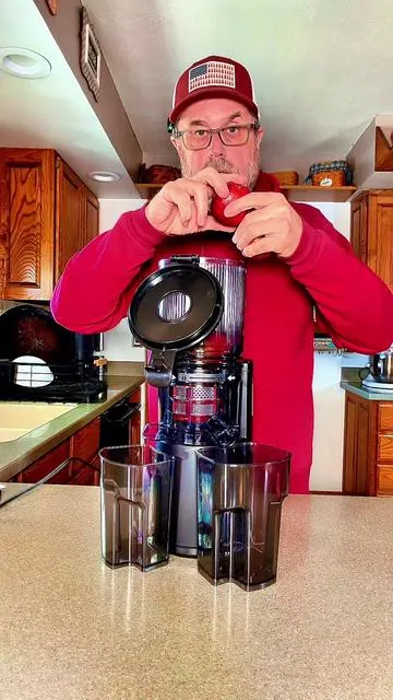EUHOMY Slow Masticating Juicer #juicer #freshjuice #euhomy #tiktokshopcreatorpicks 