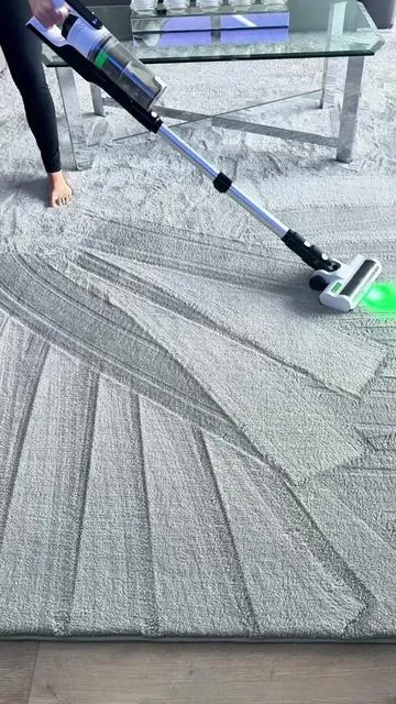 Obsessed with my vacuum 🤍  #vacuum #cleantok #vacuumcleaner #tiktokshopcreatorpicks #tiktokshopjumpstartsale 