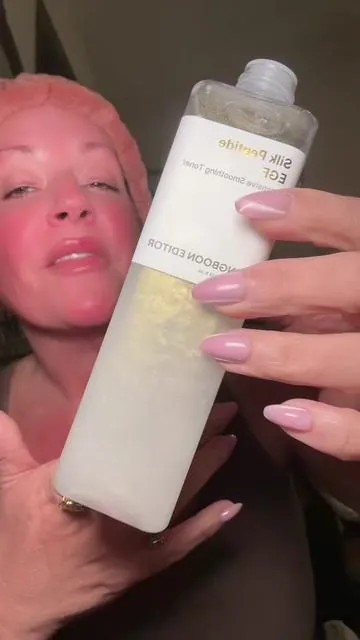 Want that lifted, firm, anti-aging glow without harsh actives? This Sungboon Editor Silk Peptide bundle is THAT Korean skincare #koreanskincareproducts #antiagingskincare #sungboon #tiktokshopjumpstartsale #tiktokshopcreatorpicks @SUNGBOON EDITOR 
