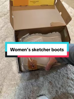 #Skechers #Women’sBoots #SketcherBoots 