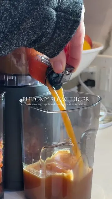 Ok brb while we make all our juices at home now😍 @Euhomy_US  #slowjuicer #juicer #juiceathome #makejuicewithme 