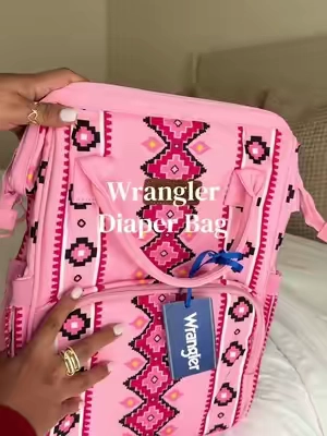 You just know a mama made this diaper bag! It has so much space!! #wrangler #diaperbag #girlmom #baby @wranglerwestern 