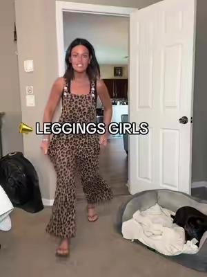 Animal print overalls. Wrinkle-free, loose, has pockets. Love the cut on these! Wide leg and hides tummy. If you're a leggings girl, you'll love these. Size small (5'3 size 4) #overalls #jumpsuit #animalprint #leopardprint #halara @Halara_official @Halara shop 