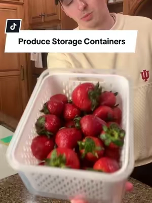 Keep any produce fresh for WEEKS! 🍓 #fruitstorage #freshproduce #foodstorage #kitchenessentials #kitchengadets 