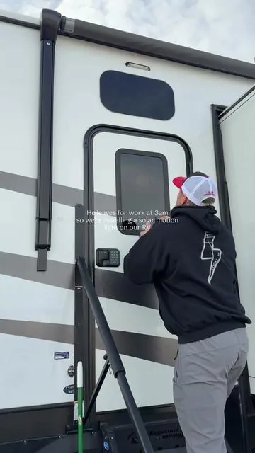 When he leaves for work in the morning it’s still dark and I don’t like the light that stays on all the time. This is the perfect solution so he can get out the door and not annoy the neighbors. Hi! We’re Niko + Jenna 👋🏻 Sharing daily routines, chores and life as it happens as a blue collar RV living family. Follow along for more real life moments! #dayinthelife #RVMom #RVliving #bluecollarfamily 