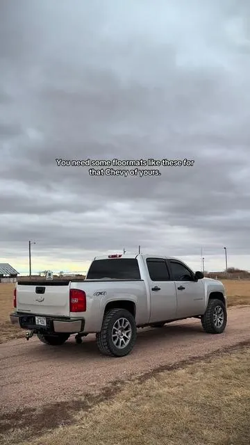 7602437820619312439