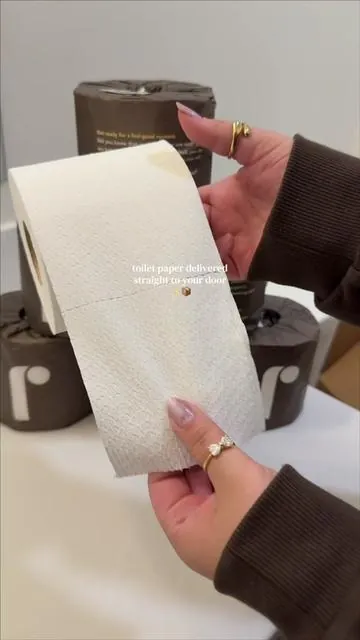 things I never thought I’d buy on TikTok shop: toilet paper 🧻 but bamboo toilet paper delivered to your door just makes sense ✨

#toiletpaperroll #homemusthaves #homeessentials #cozyhome #tiktokshopcreatorpicks 