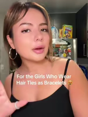 literally getting them in all the colors hehe #hairtie #bracelet 

#bohohairtie #bohohairstyle #hairaccessories 