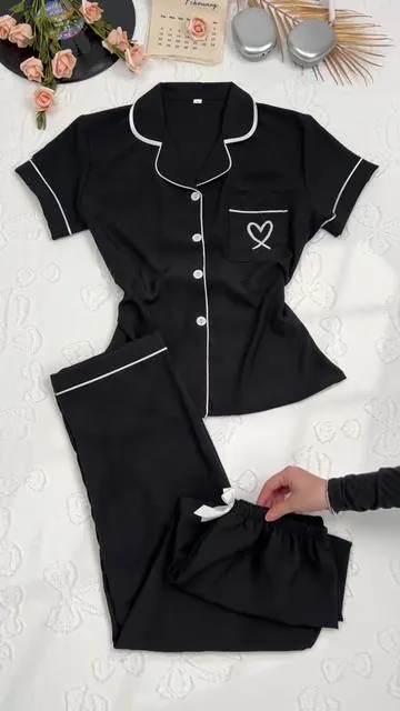 this heart sleepwear set is literally the cutest thing I’ve ever worn.✨💌 It’s insanely soft & sweet. #sleepwear #loungewear #spotlightfinds  #tiktokshopcreatorpicks #tiktokshopstockup 
