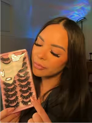 #lashes #striplashextensions #makeuptutorial 