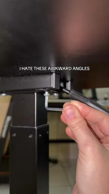 That right angle adapter sold me! 

#fanttiks2pro #electricscrewdriver #fanttikscrewdriver #rightanglescrewdriver 

On sale today only 