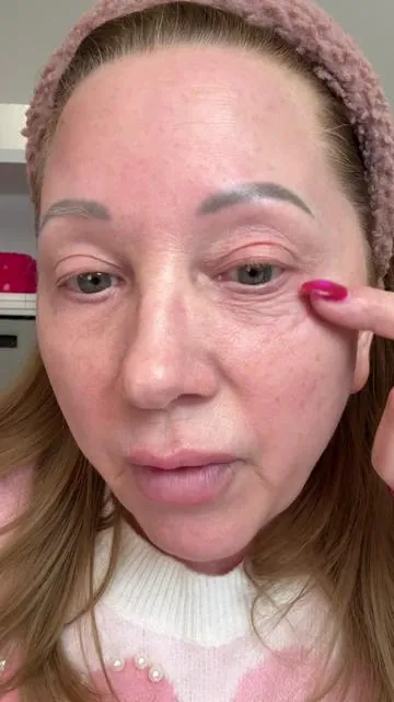 I finally tried it! Thank you for all who suggested it! #wrinkles #eyebags #antiaging #matureskin #tiktokshopcreatorpicks @Westmore Beauty 