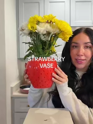 this vase is so special omg 😍✨🍓 @HSN, Inc #strawberryaesthetic #vase #freshflowers #homedecor #springdecor 