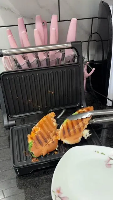 #sandwishmaker #grillpress #tostadora #sandwishcubano #sandwich 