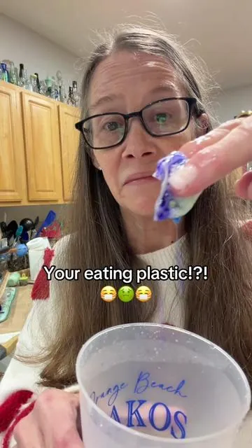 Your consuming microplastics and didn’t know it probably! #dishwashertablet #diswasherhack #blueland 