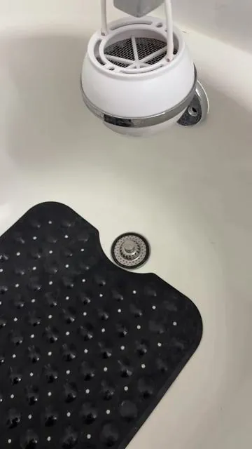 Bathtub drain stopper. Tapón de bañadera. #bathtubdrainsttopper #bathroomessential #tapondebañera #tiktokshopcreatorpicks #TikTokShopSparkCreator  